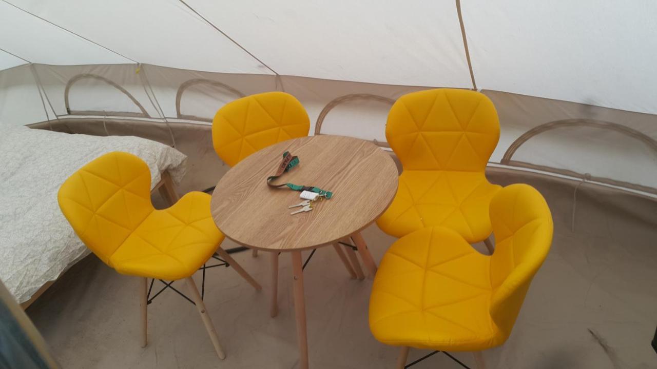 Glamping Z Alpakami Hotell Jankowice  Exteriör bild