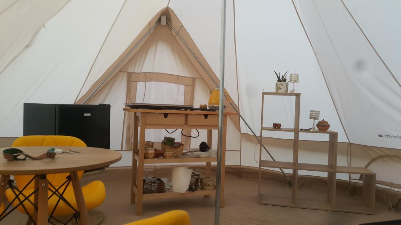 Glamping Z Alpakami Hotell Jankowice  Exteriör bild