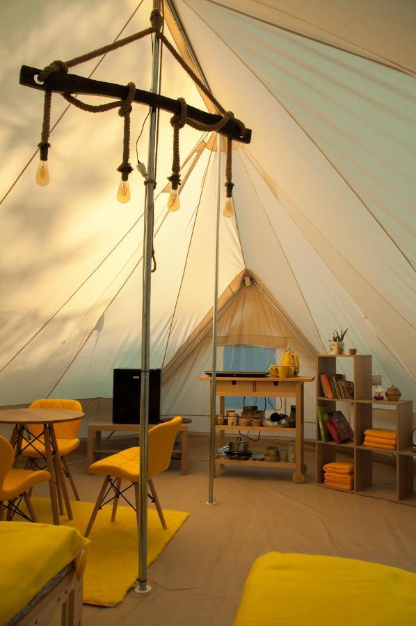 Glamping Z Alpakami Hotell Jankowice  Exteriör bild